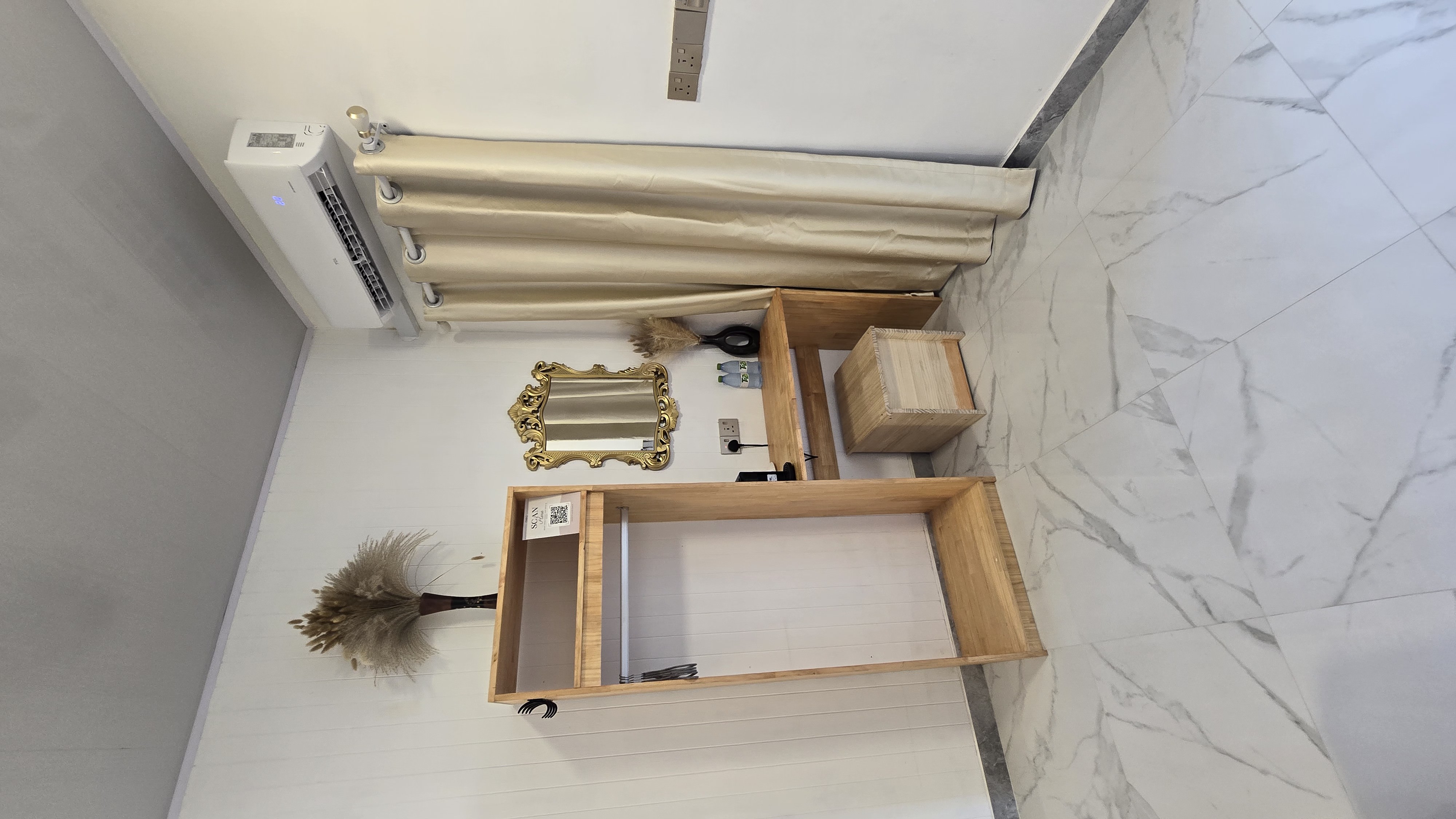 Uhoo's Lavish Oasis Deluxe Room photo 4